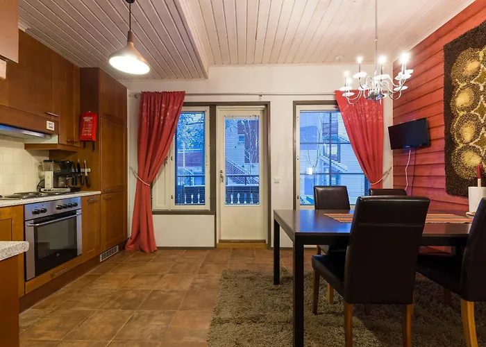 Karhunvartija 2 Visit